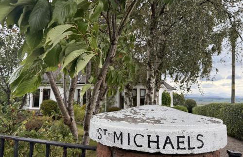 St Michael's - Photo 7