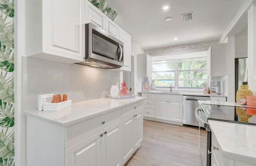 Paradise Palms House - Photo 32