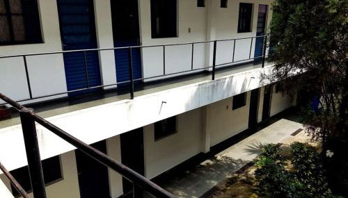 Suíte confortável e econômica perto de tudo - Foto 5