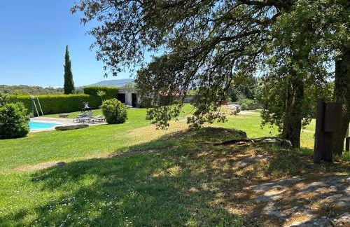 casa rural de un artista en plena naturaleza piscina y parque de esculturas en villarcayo - Photo 3
