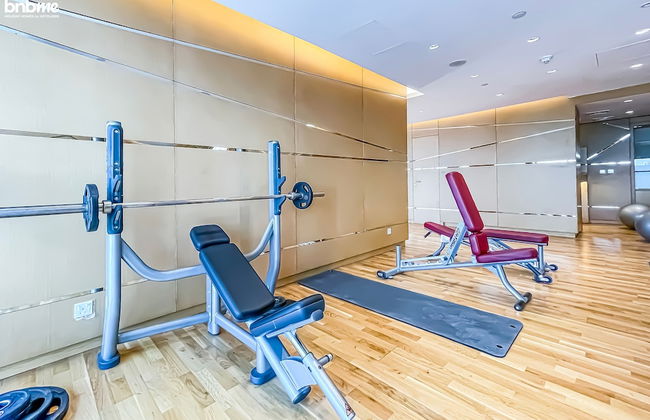 bnbme | Damac Hills Carson Tower | STUDIO - Photo 16