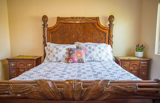 Longer Stay for Travelers Blocks from Hospital and Downtown Security Gates - Foto 7