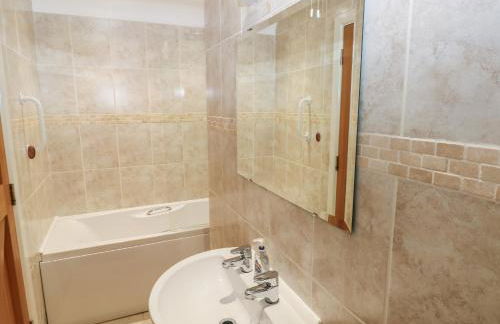 Wood Cottage - Photo 20