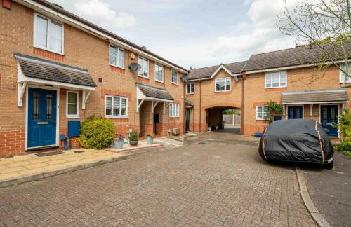 Loughton Hideaway: Cozy 1BD Near Tube & Nature - Foto 4