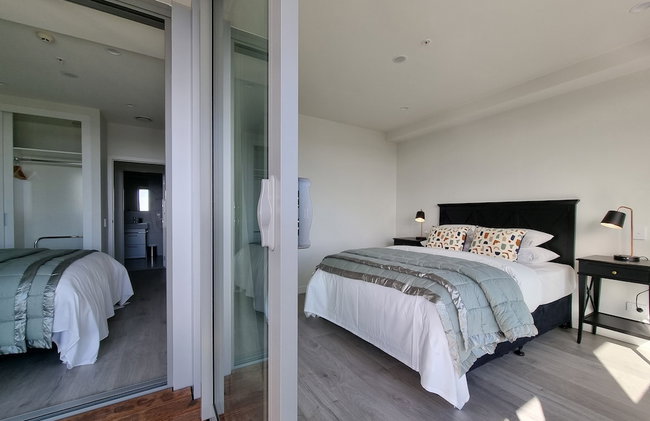 Luxe Apt w Harbour-Sunset Views -Parking - Foto 19