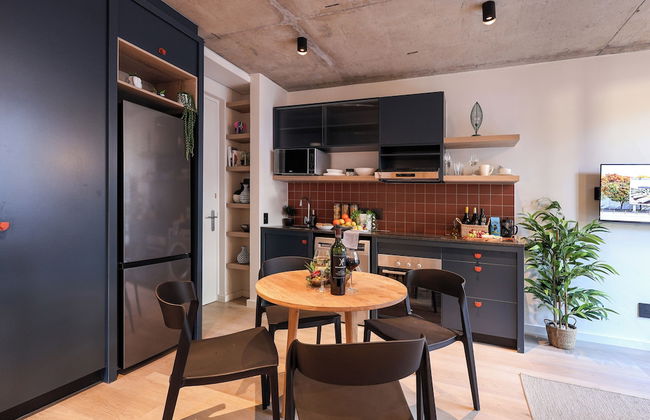 THREE43 on B - Fluent Serviced Apartments - Foto 33