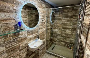 Modern Central Studio with Garden - Foto 4