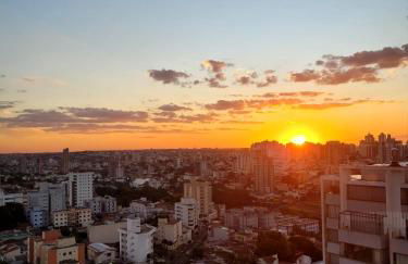 Hospéde-se com estilo, requinte e sofisticação - Foto 10