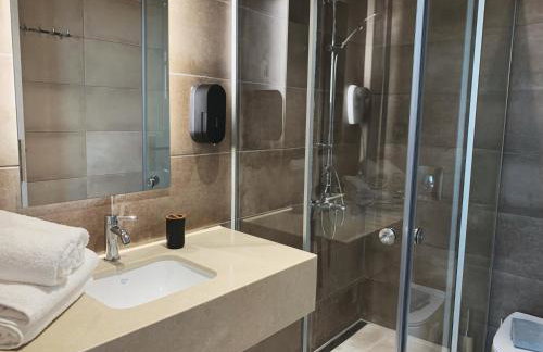 King Crimson Luxury Apartments - Photo 17