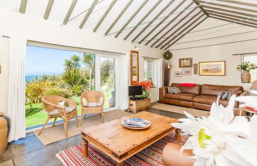 Sheldrake Beach Villa Sea-views Large Garden - Photo 3