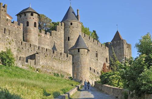 Tranquil Villa with Pool - Foto 33