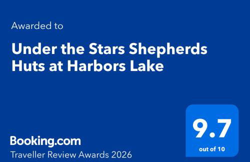 Under the Stars Shepherds Huts at Harbors Lake - Photo 4