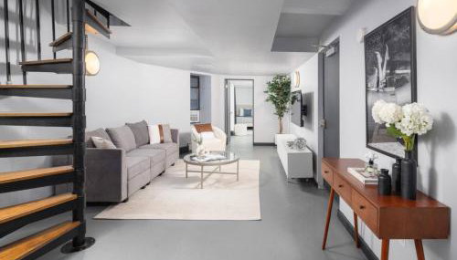 Spacious 4Bd with Backyard in Manhattan - Foto 1