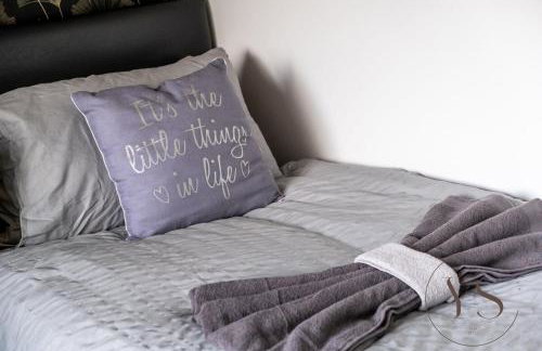 Modern 3BR Home in 9 Anson Rd Near Sandwell Hospital with Garden and Free Parking - Foto 64