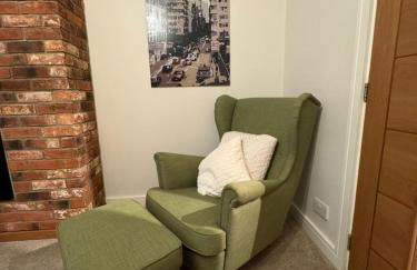 Modern 3-Bed Home Near Birmingham City Centre - Foto 5