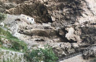 Coastal Cliff, Amalfi - Photo 52