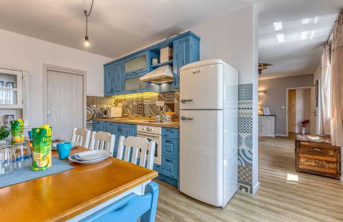 Beeindruckende 5-Sterne-Villa mit Meerblick, Sauna, Gym, beheizten Privatpool, Spielplatz, BBQ - Foto 1