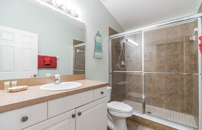 Huge Screened Patio That Overlooks Lake Buck, Near Famous Attractions!! - Foto 10