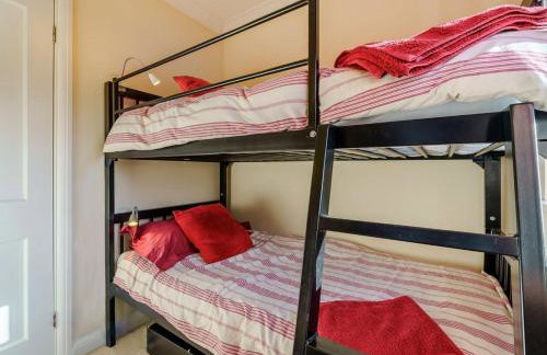 3 Bed in Keswick oc-90266 - Photo 9