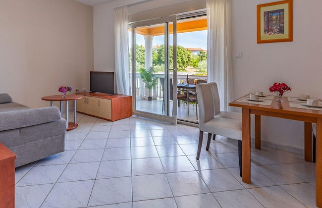 Alluring Apartment in Banjole near Beach & Island - Foto 8