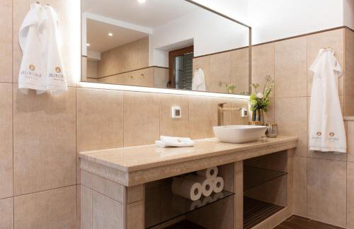 Aurora Lukorana - Photo 22