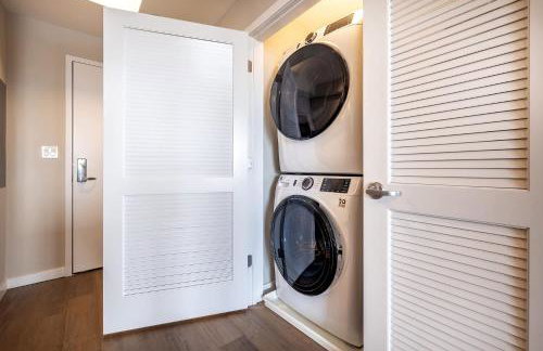 Gorgeous Apt w Harbor Views & Gym - Foto 15