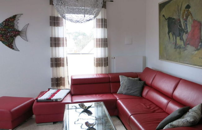 Beach Apartment With sea Views - Photo 1