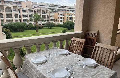Domaine D'Ahmosis, modern 2 bedrooms refurbished apartment, f3 moderne fraichement rénové - Foto 27