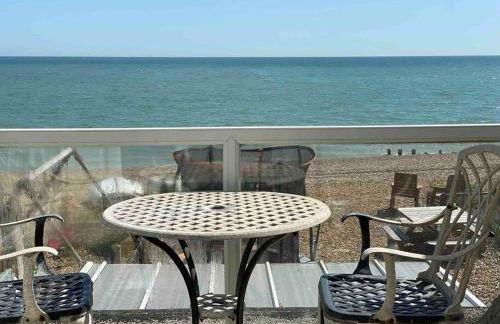 Beach house on private beach - Foto 24