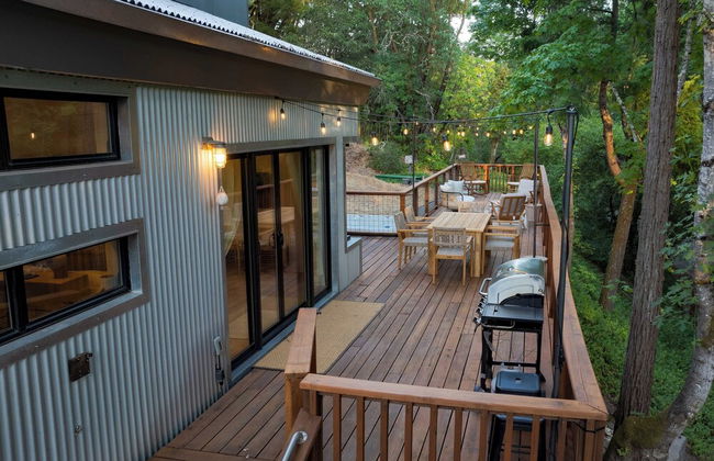 Mill Creek by Avantstay Modern Design, Patio, Hot Tub - Foto 34