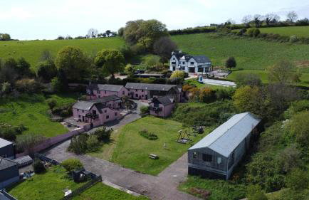 The Farmhouse - Photo 15