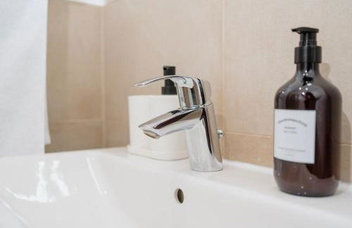 Homely Berlin - New Build , near River , Main Station , Family & Business - Photo 39