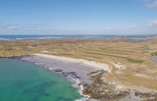 Detached Cottage Overlooking Lake in Connemara - Foto 10