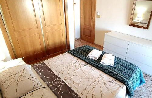 Apartamento a 3 min de la playa con aire acondicionado y parking - Photo 4