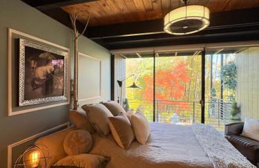 Swanky Mid-Modern Century-5 Decks-90 inch 4K Screen - Foto 49