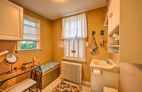 Whimsical Lancaster Home - 4 Mi to Sight and Sound - Foto 16