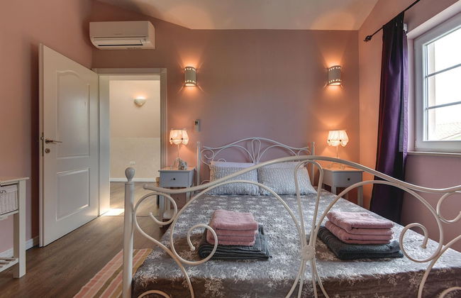 Villa in Rakalj Near Beaches With Pool - Photo 8