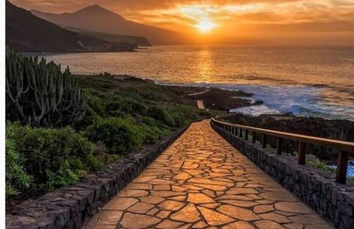 ZenRepublic, your private villa with outdoor jacuzzi & pool with stunning ocean views - Foto 16