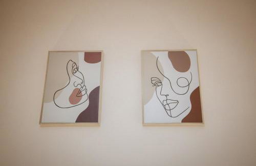 Riverside Escape ,modern residence with courtyard - Photo 23