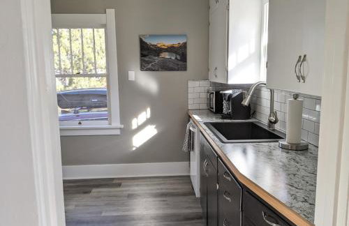 The Lewis House-Upper Level-A Peaceful Spot! - Foto 6