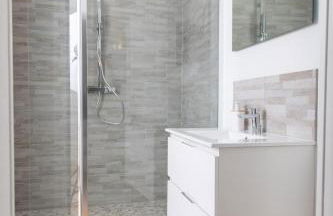 Appartement 70m2 hyper centre avec baignoire balnéo - Photo 5