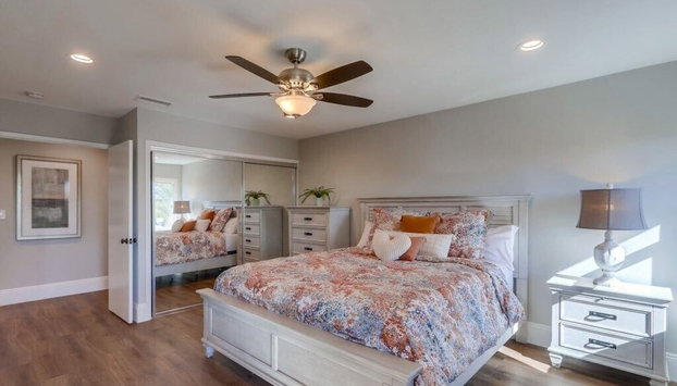 Gorgeous Upgraded 5 Bedroom & 3 Bath Home with pool - Foto 5, Quarto