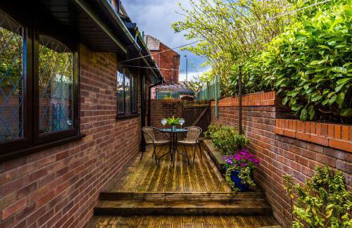 Spacious 4-Bed House Near Wigan Warrington - Foto 47