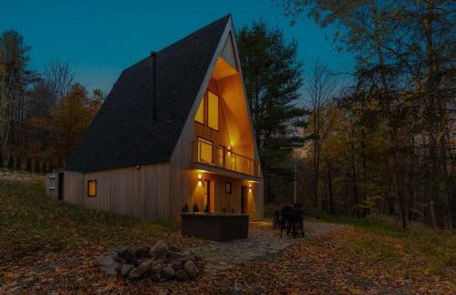 Modern A-Frame Catskills Hot Tub & Fireplace - Foto 28