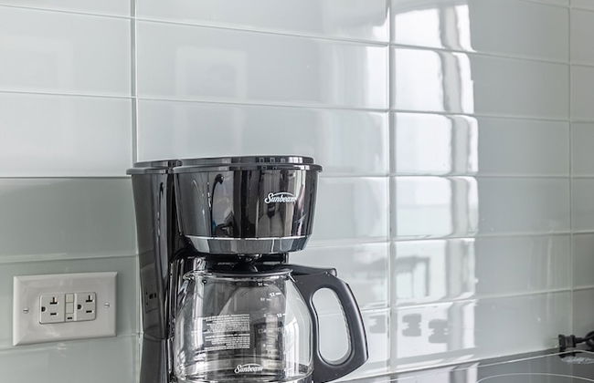 Maple Leaf Square - Photo 63