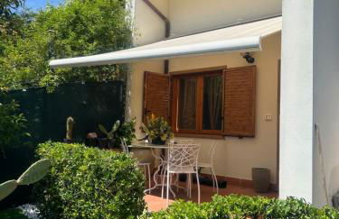 La villetta fonte antica "parcheggio privato" incluso ombrellone e 2 lettini nello stabilimento balneare - Photo 21