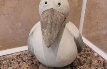 Two Bed First Floor Apartment in Village location - Photo 4