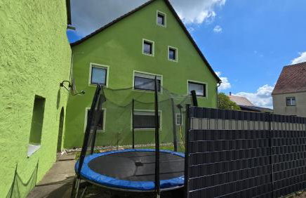 Monteur & Ferienapartment Leidenberger Parkplatz WLAN Kinderspielzimmer - Photo 6