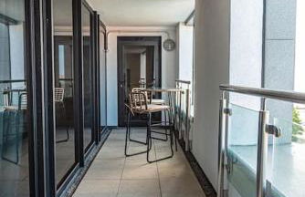 2BR Apt - Balcony - River View - Foto 9