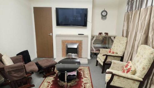 Peterborough Nice House with garden free parking - Foto 4